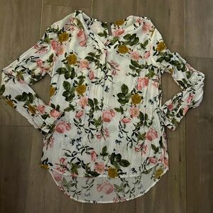 Long sleeve white and floral blouse size M